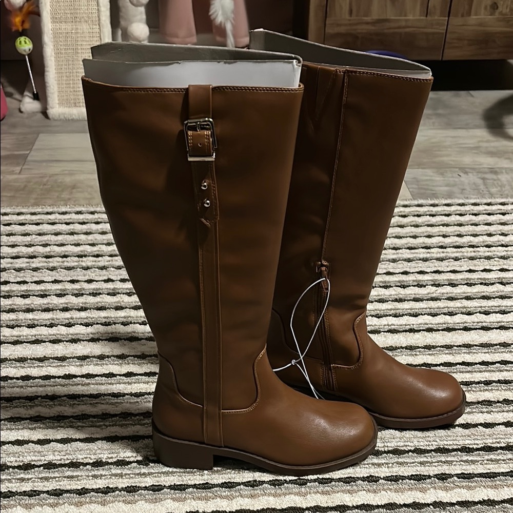 Brown Knee-High Boots size 7